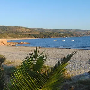 Fronte Mare Attico Indipendente Ed Esclusivo Con Terrazza Panoramica , Isola Rossa Italia