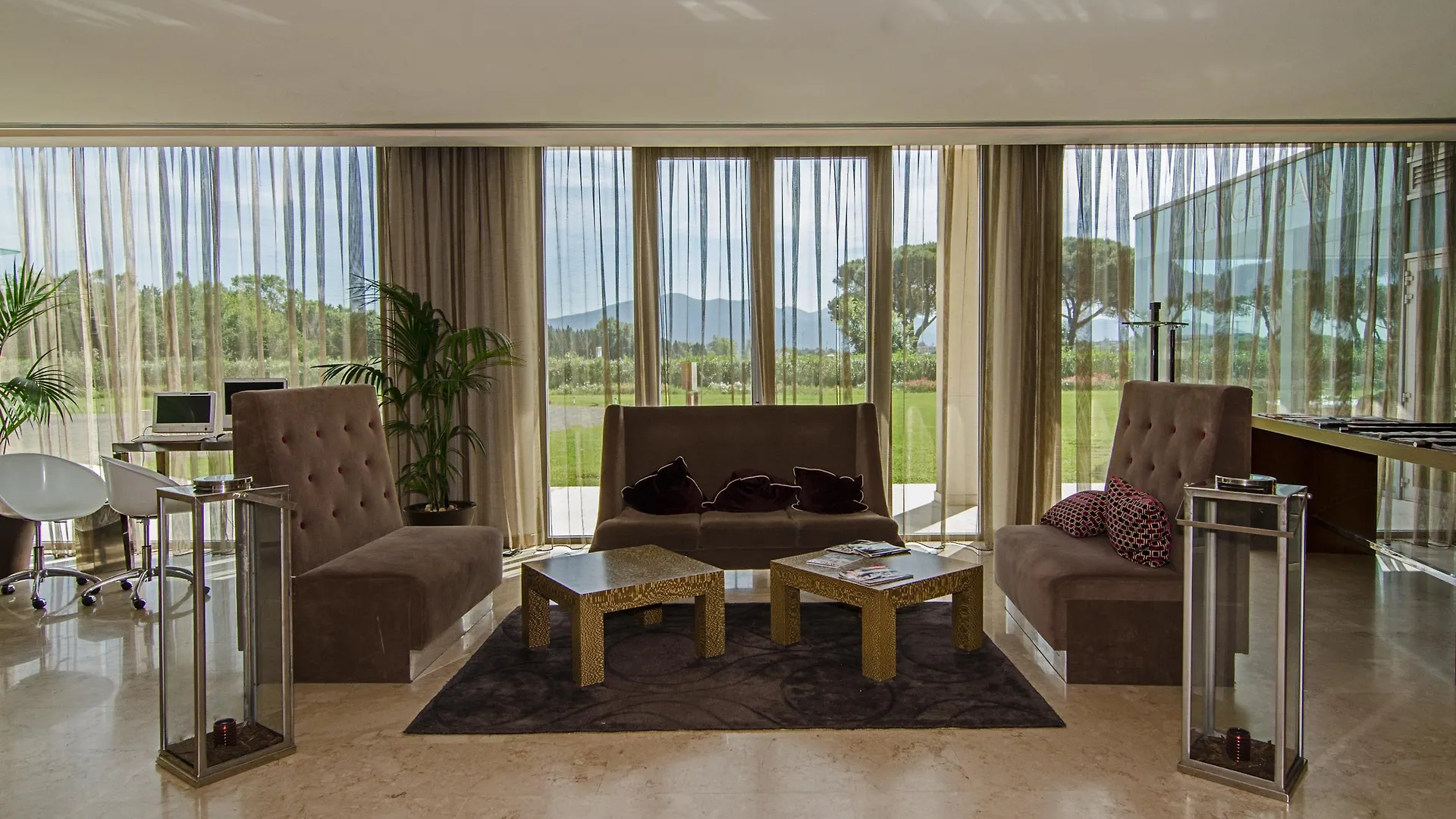 Pisa Tower Plaza Hotel